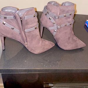 Gray ankle boots with side zipper